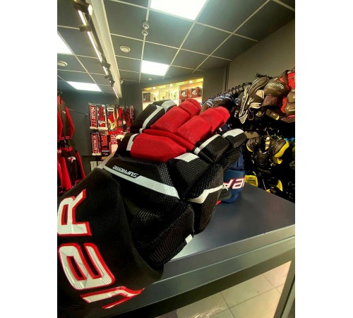 Перчатки BAUER Supreme Mach